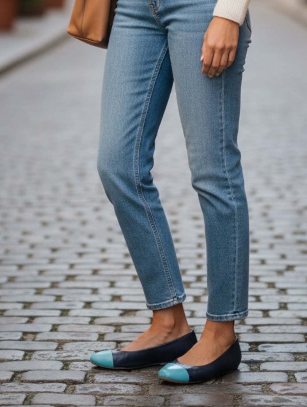 Clarks Artisan Alitay Susan Leather Cap Toe Flats Wedge In Blue Size 8.5M